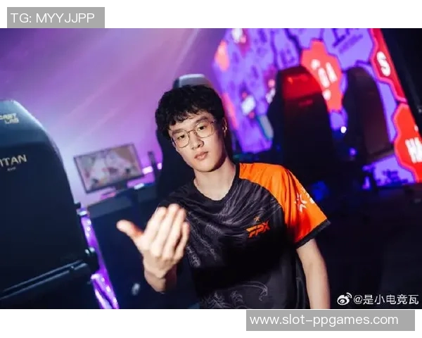 世界大师赛中FPX选手个人能力的精彩表现与分析 世界大师赛中FPX选手个人能力的精彩表现与分析