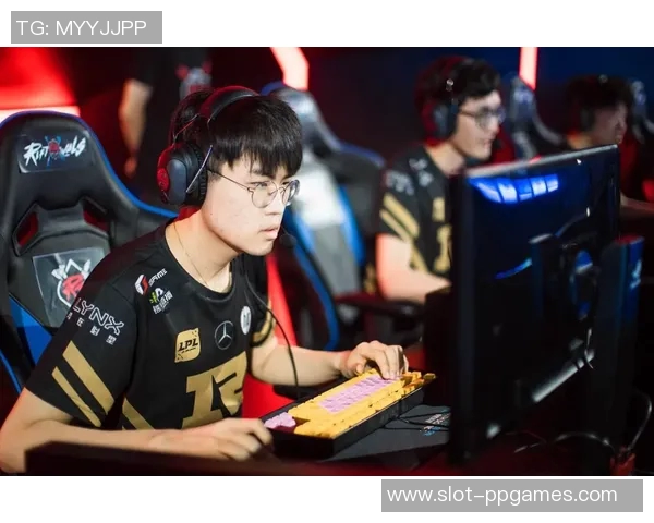 S15LOL赛后复盘TES与RNG对决中选手个人能力的深度分析与比较