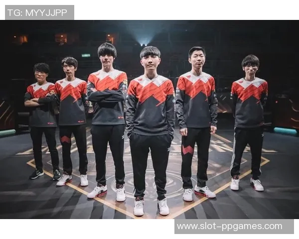 电竞数据电竞比分赛后复盘RNG与V5的战术分析与关键决策探讨