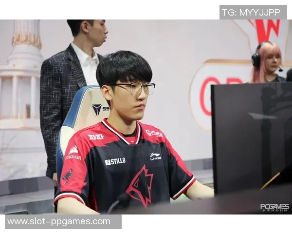 esports最新数据深度剖析FPX战队成员个人能力的全面对比与评估 esports最新数据深度剖析FPX战队成员个人能力的全面对比与评估